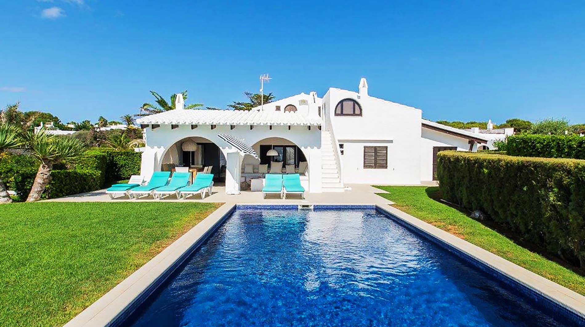 Binibeca villas to rent